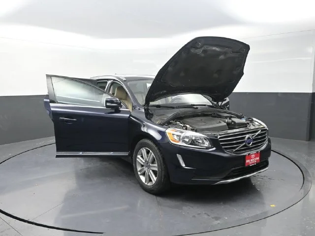 Used 2016 Blue Volvo T6 Drive-E image 39