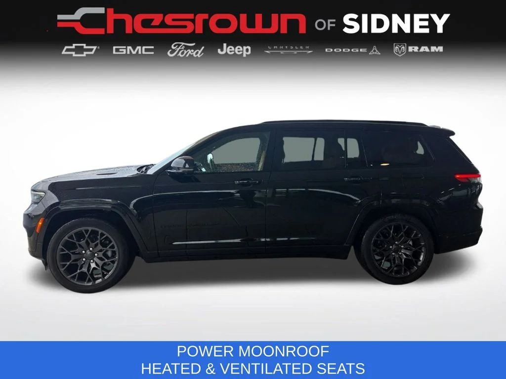 Used 2023 Black Jeep Summit image 8