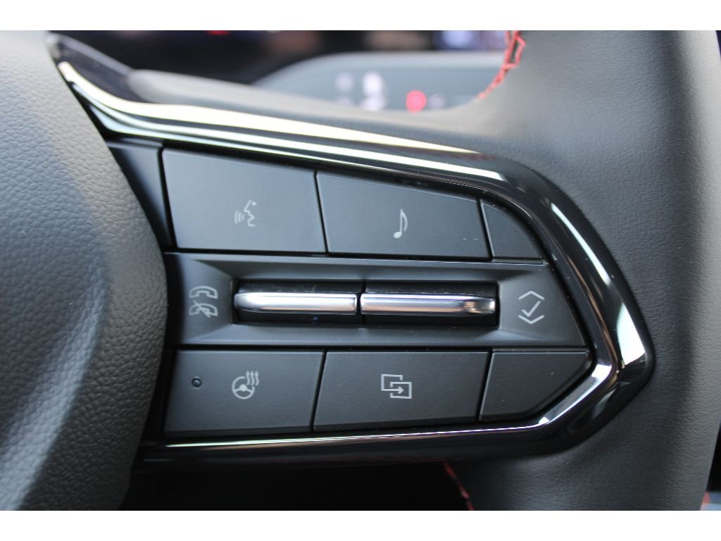 2025 Chevrolet Equinox EV RS - Photo 17