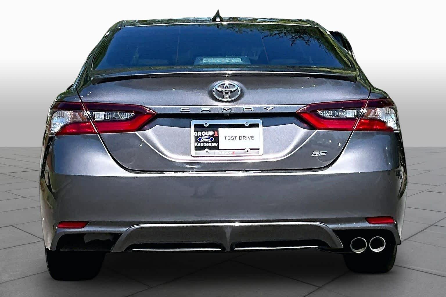 Used 2022 PREDAWN GRAY MICA Toyota SE Nightshade image 5
