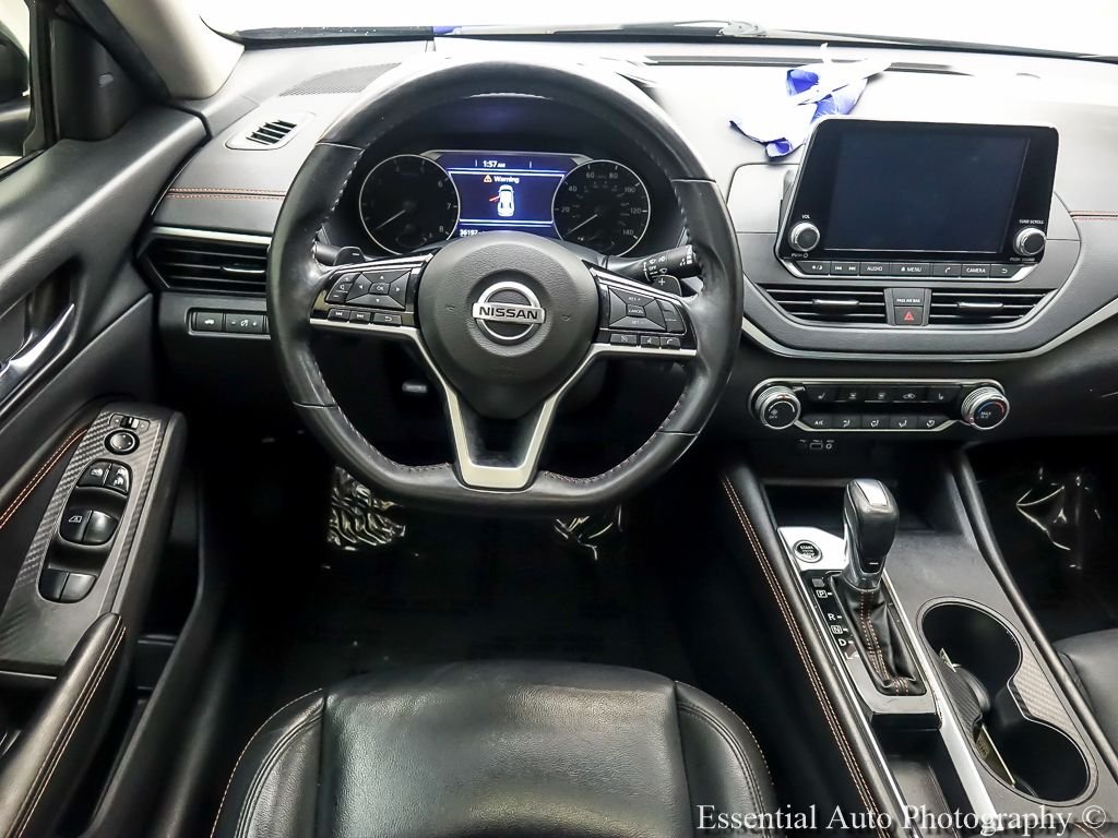 Certified Used 2021 Super Black Nissan 2.5 SR image 14
