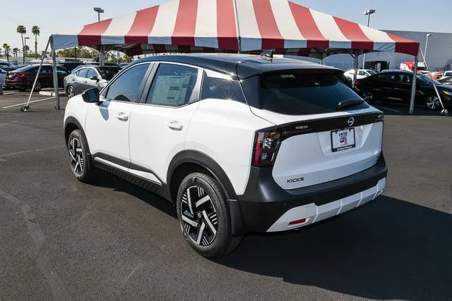 New 2026 White Nissan SV image 6