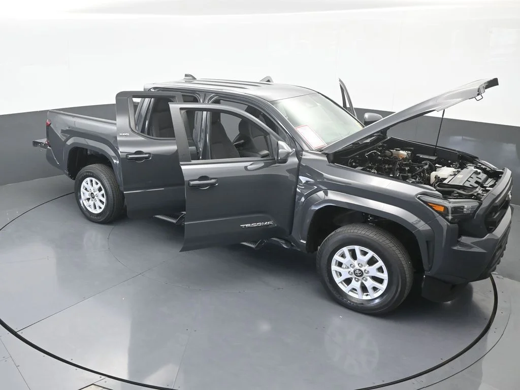 Used 2024 Underground Toyota SR5 image 69