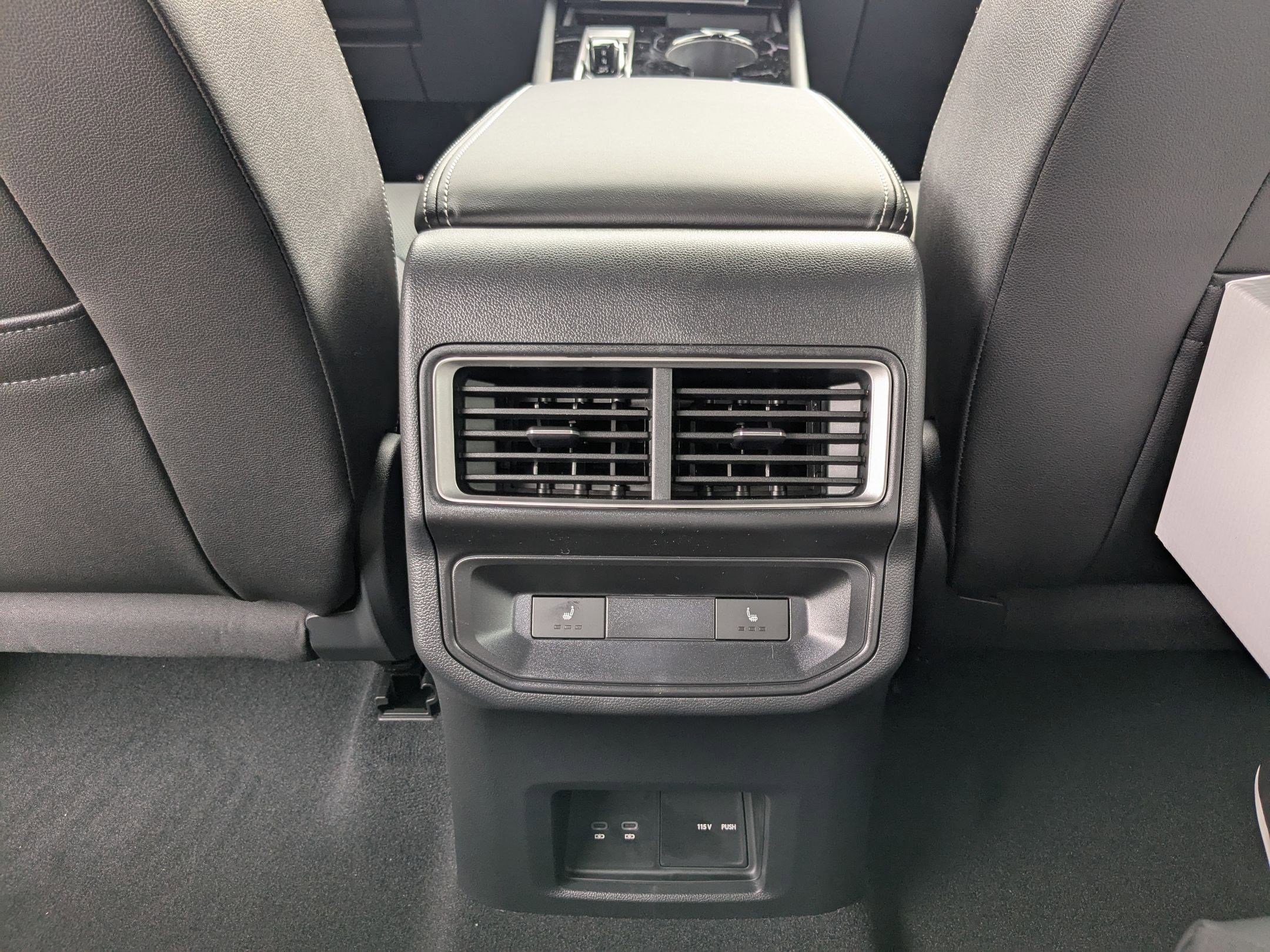 2026 Volkswagen Atlas Cross Sport SEL Premium R-LINE - Photo 15