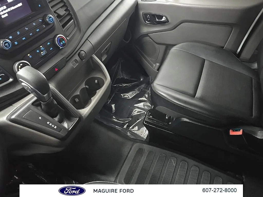 Used 2025 White Ford Base image 29