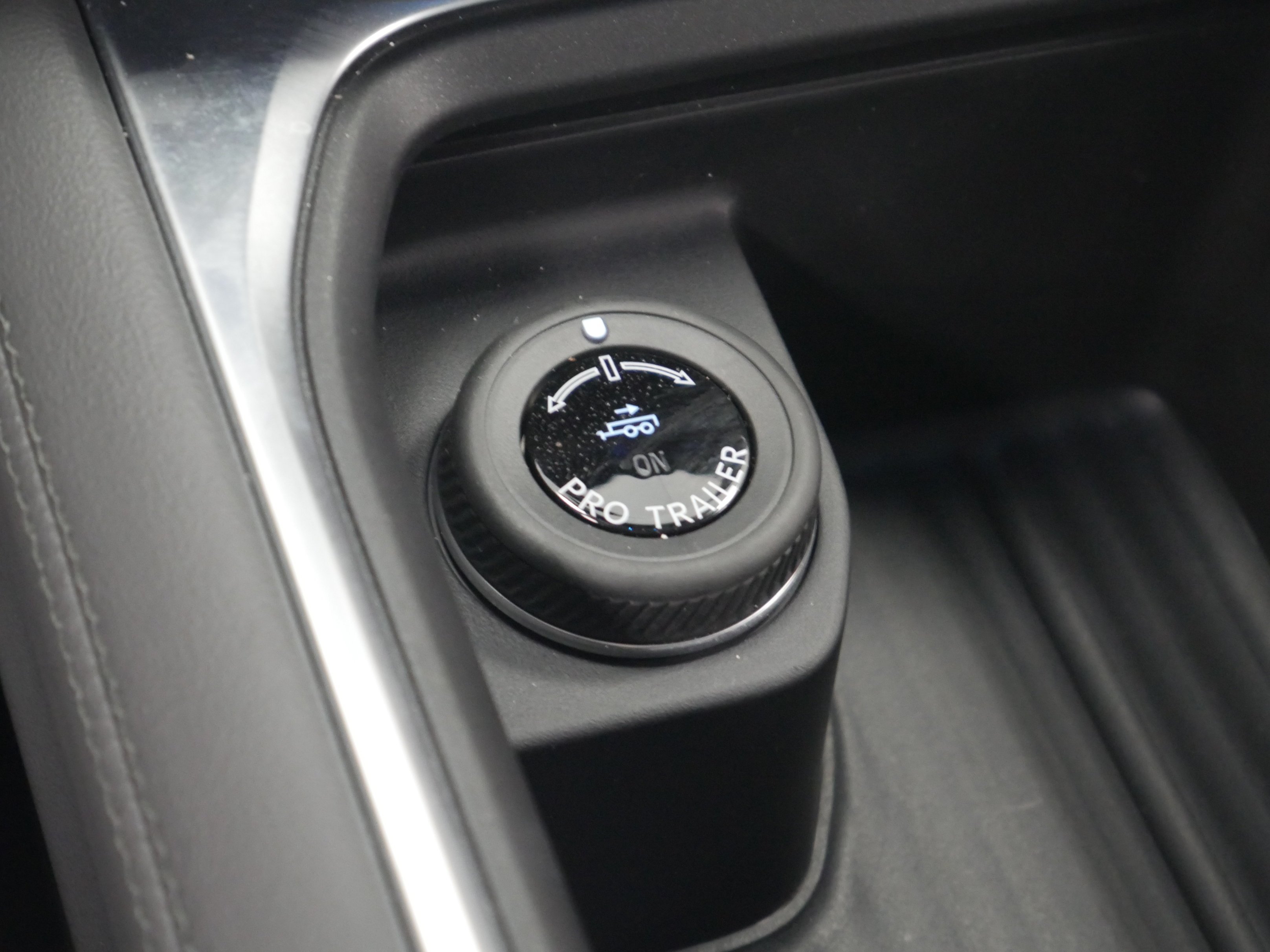 New 2027 Nocturnal Blue Metallic Ford Active image 18