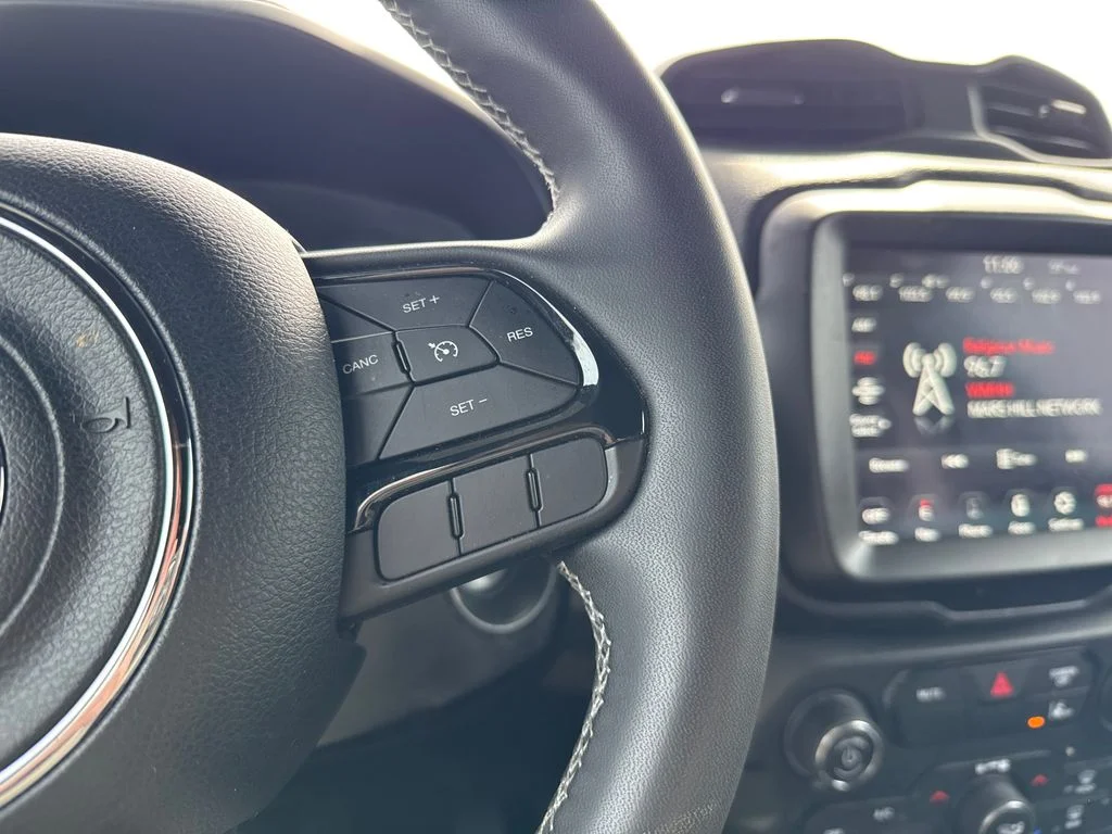 Used 2021 Gray Jeep Latitude image 12