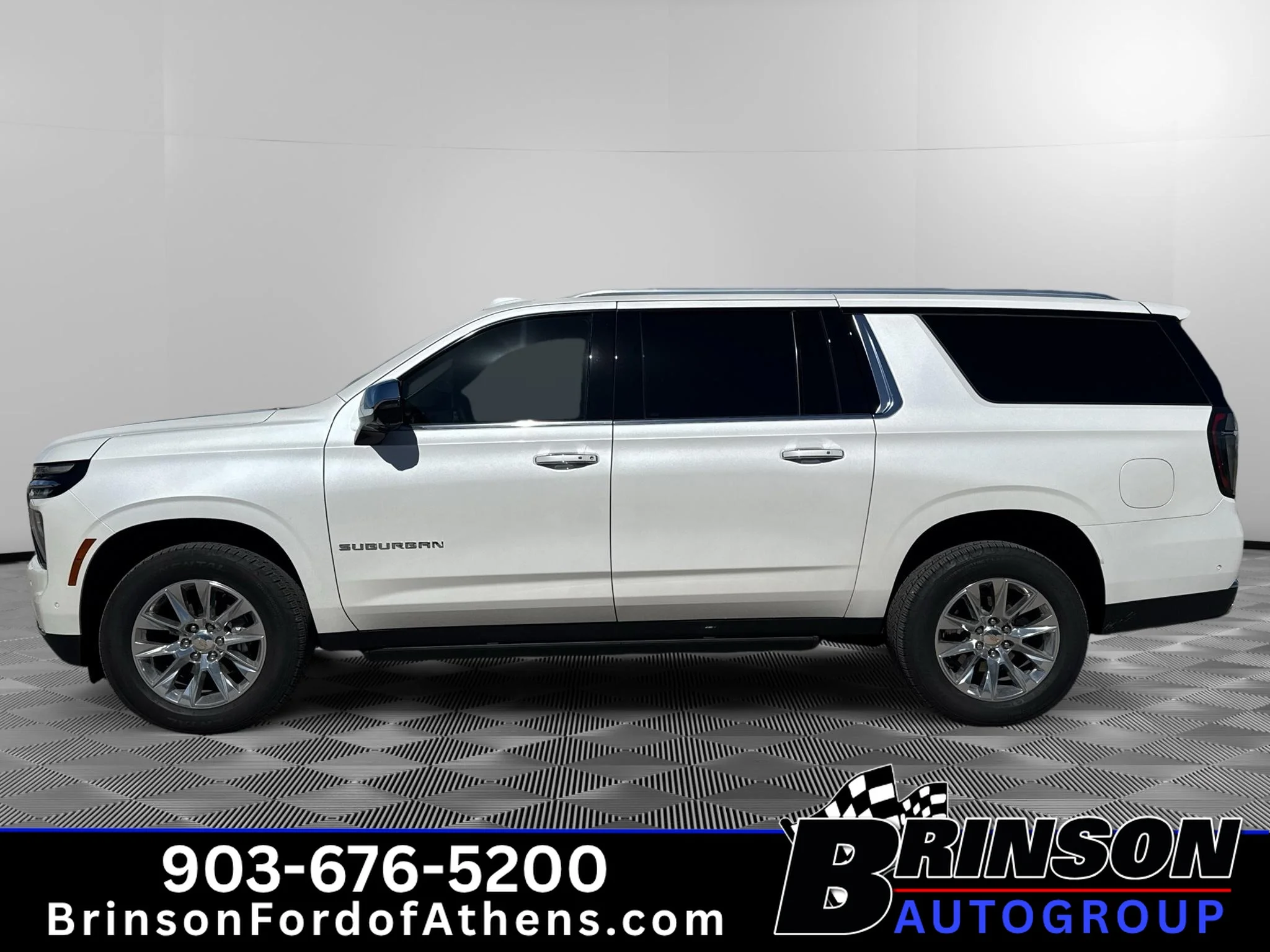 Used 2025 Iridescent Pearl Tricoat Chevrolet Premier image 8