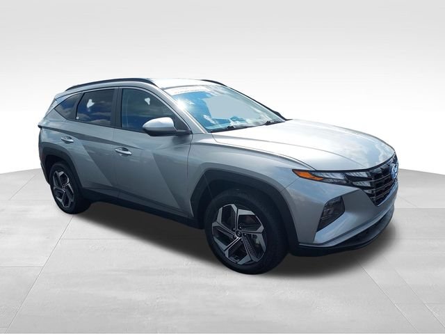 Used 2024 Silver Hyundai SEL image 7
