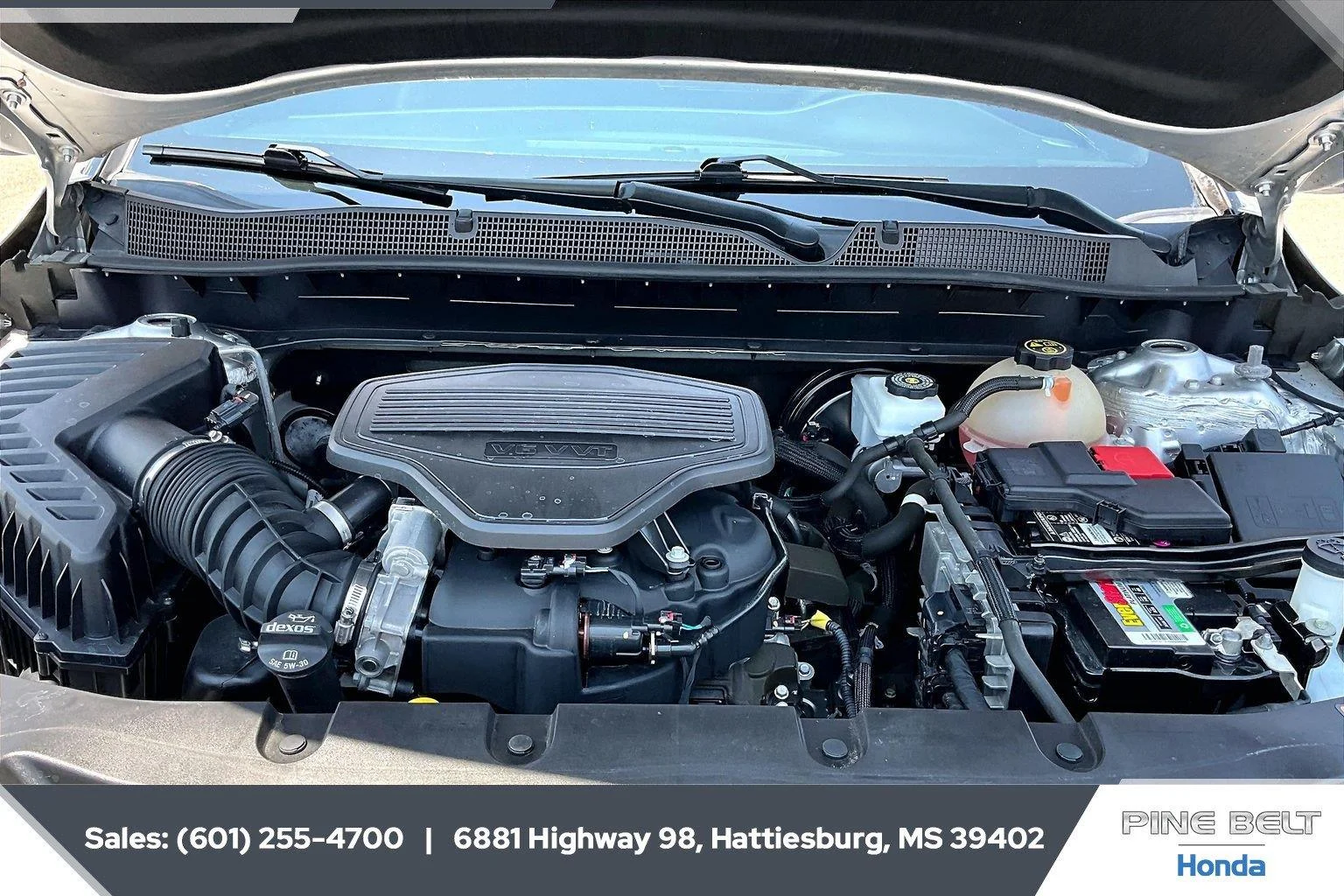 Used 2020 Silver Ice Metallic Chevrolet RS image 8