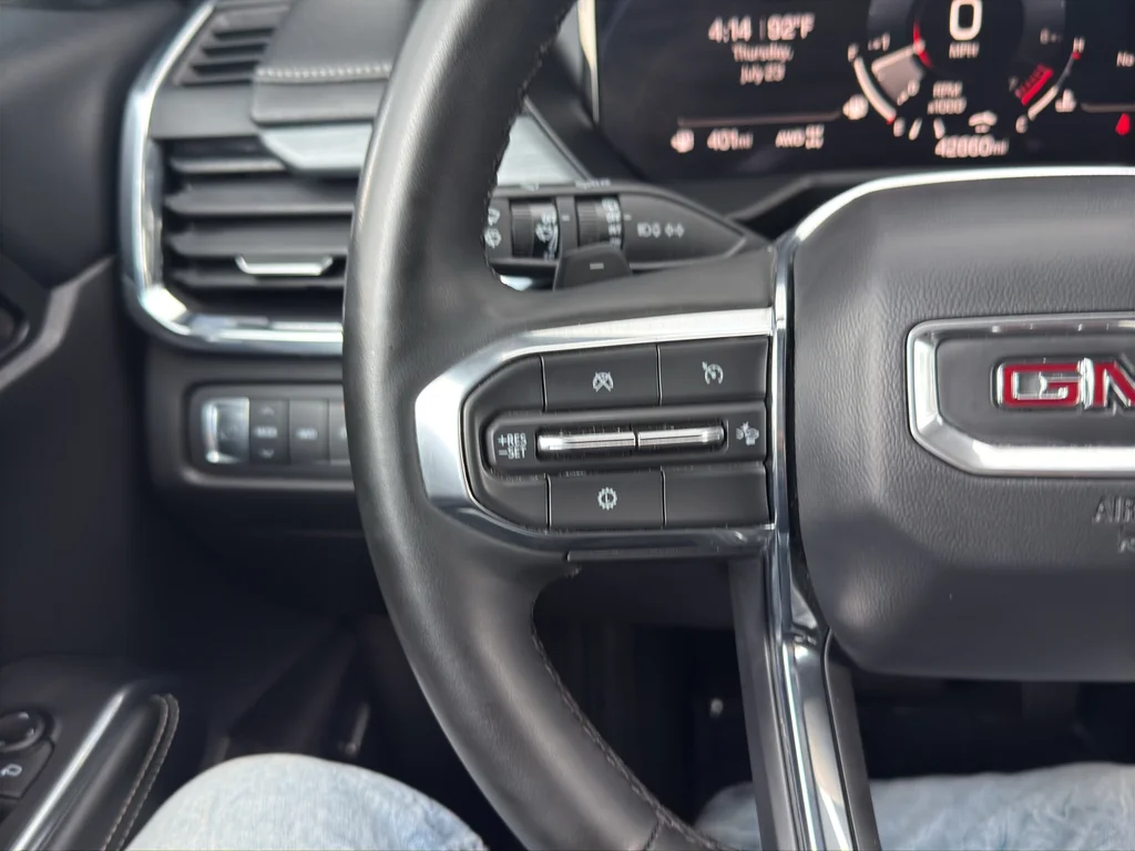Used 2025 Sterling Metallic GMC AWD Elevation image 23