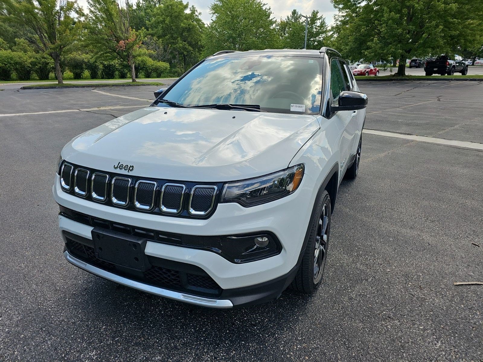 Used 2022 Bright White Clearcoat Jeep Limited image 2