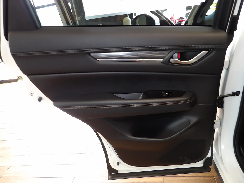 Certified Used 2023 Rhodium White Metallic Mazda 2.5 S Premium Plus image 21