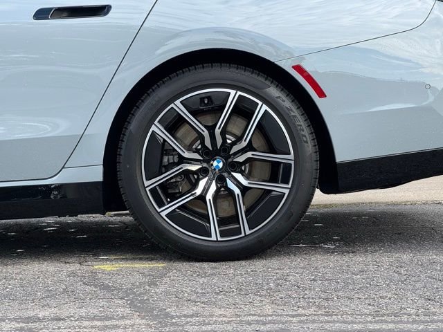 2024 BMW 7 Series 760i