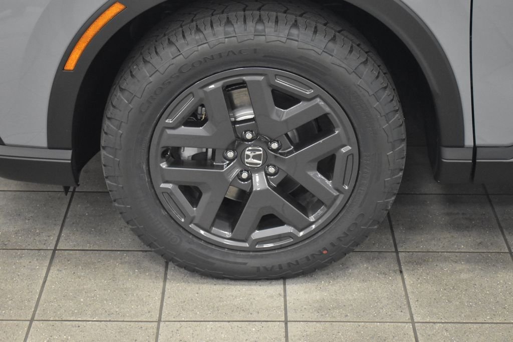 New 2026 Urban Gray Pearl Honda Trailsport image 7