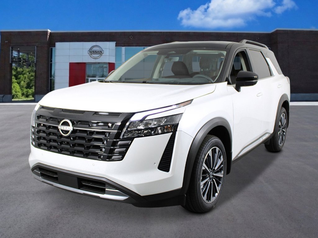 2026 Nissan Pathfinder Platinum 2WD's photo