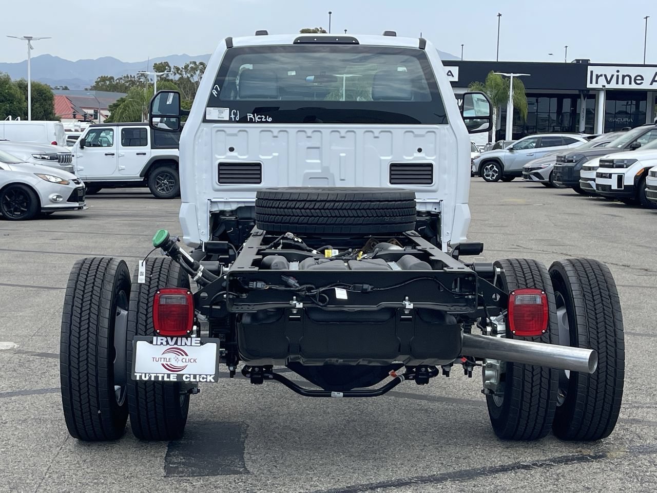 New 2025 Oxford White Ford XL image 5