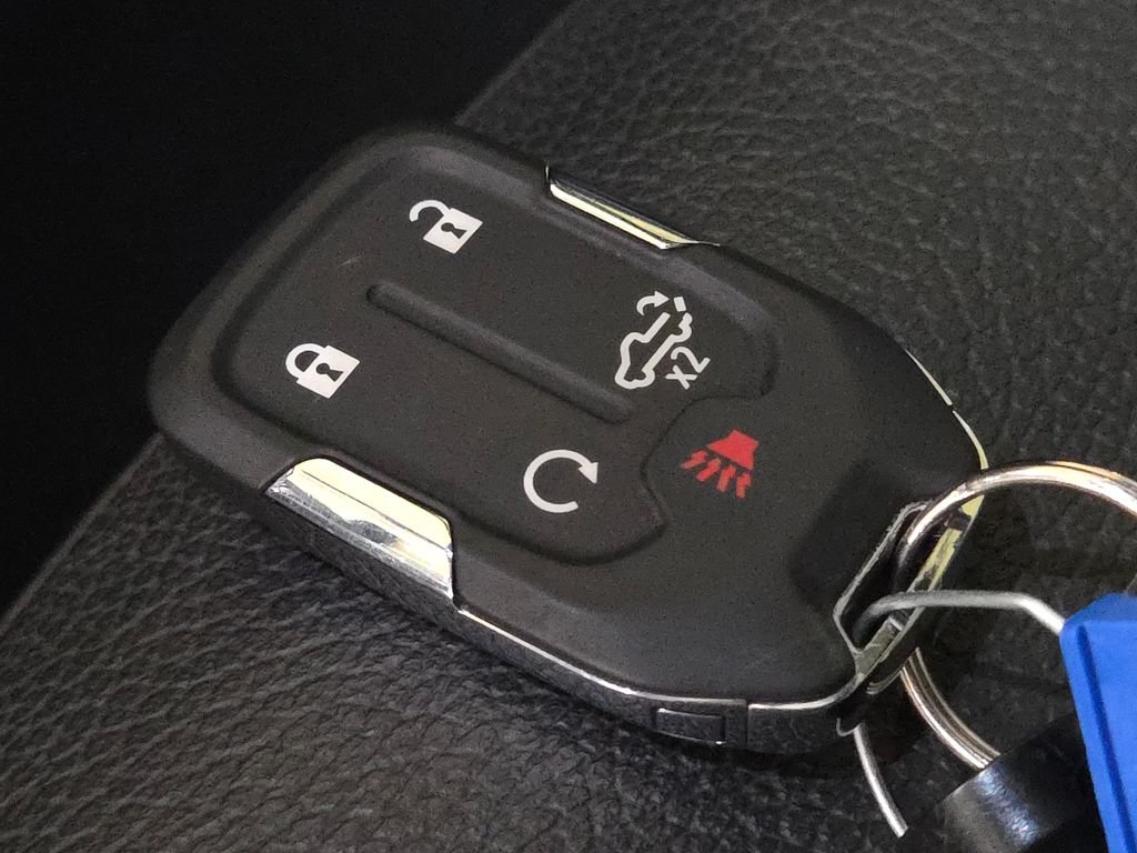 Used 2021 Green GMC Denali image 37