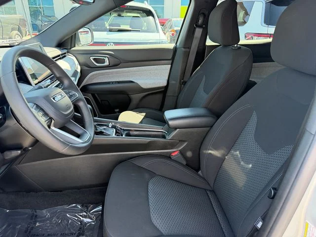 Used 2025 Silver Jeep Sport image 12