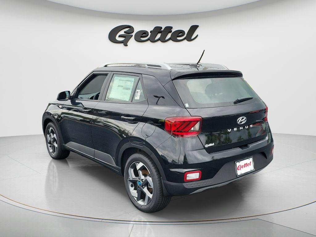 New 2026 Black Hyundai SEL image 7