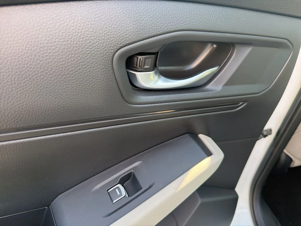 Used 2024 White Honda EX image 23