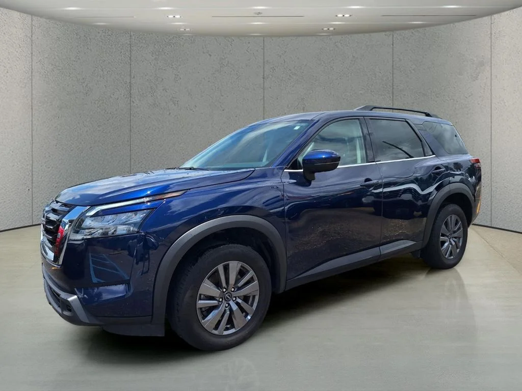 2025 Nissan Pathfinder SV 4WD's photo