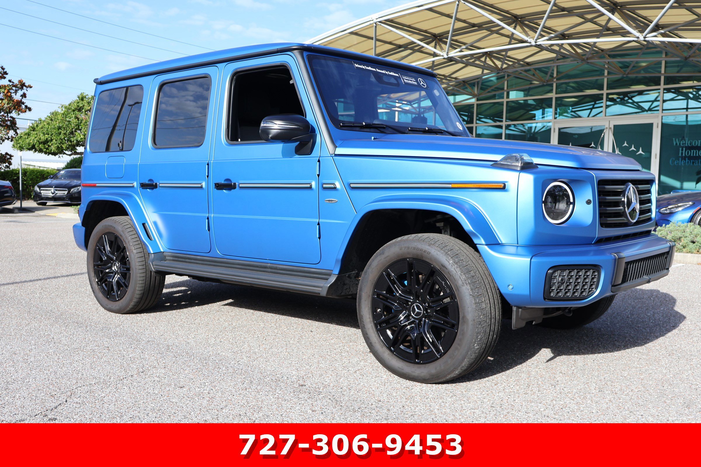 Certified Used 2025 MANUFAKTUR South Sea Blue Magno Mercedes-Benz G 580e image 12