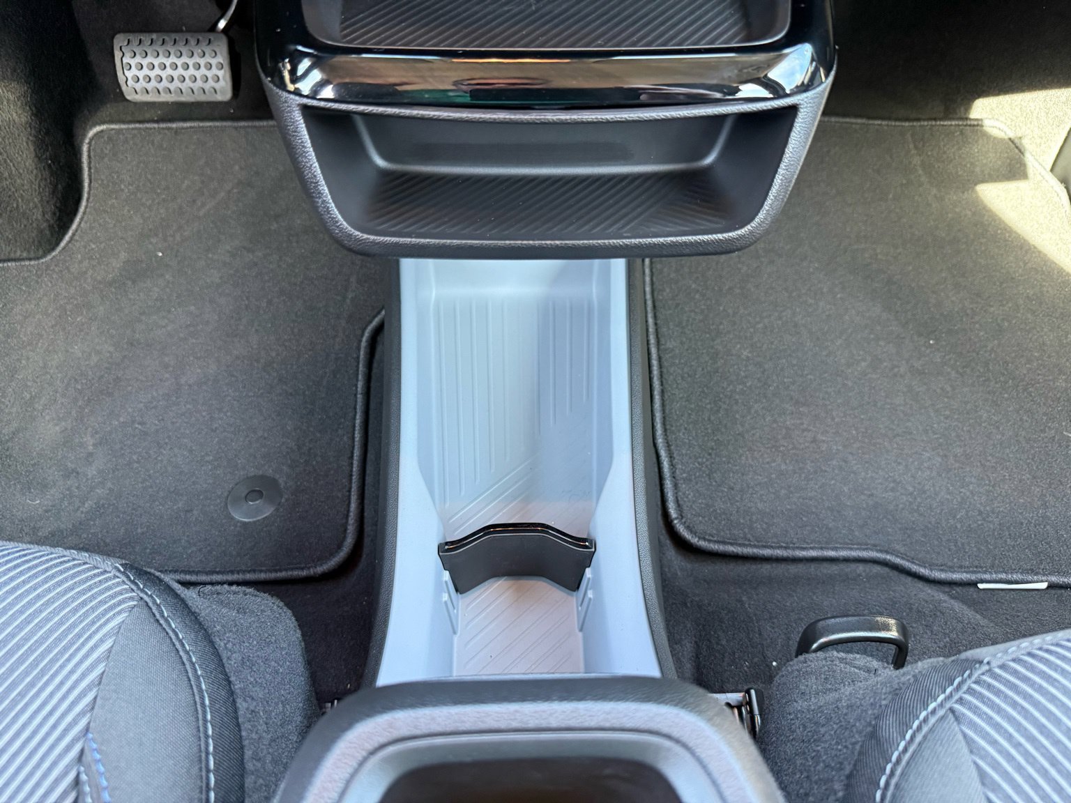 2027 Chevrolet Bolt LT - Photo 26