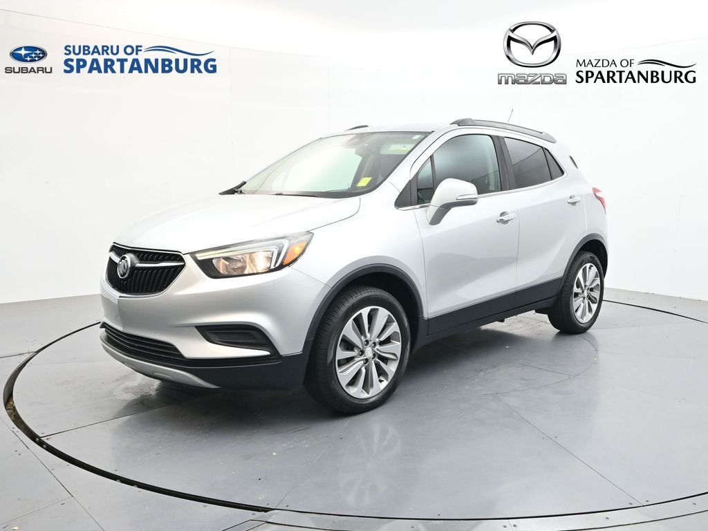 Used 2018 Silver Buick Preferred image 3
