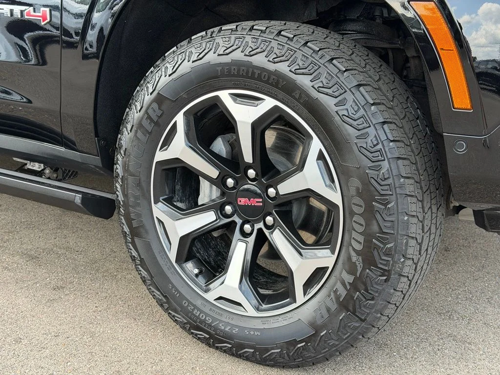Used 2026 Black GMC AT4 image 28