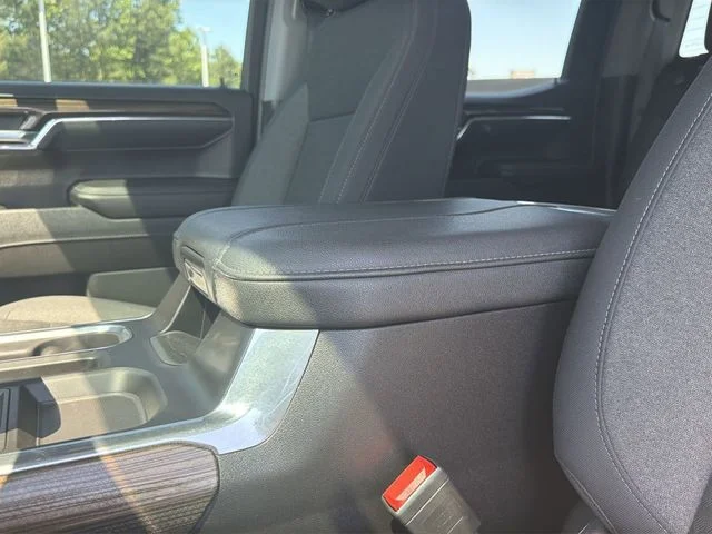 Used 2023 Red Chevrolet RST image 20