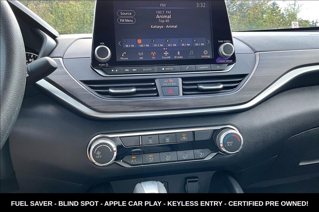 Used 2025 Blue Nissan 2.5 SV image 18