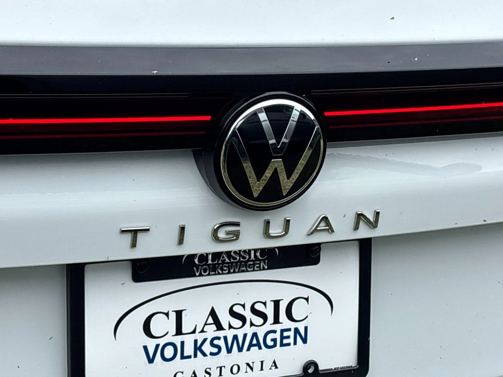 New 2026 Pure White Volkswagen S image 10