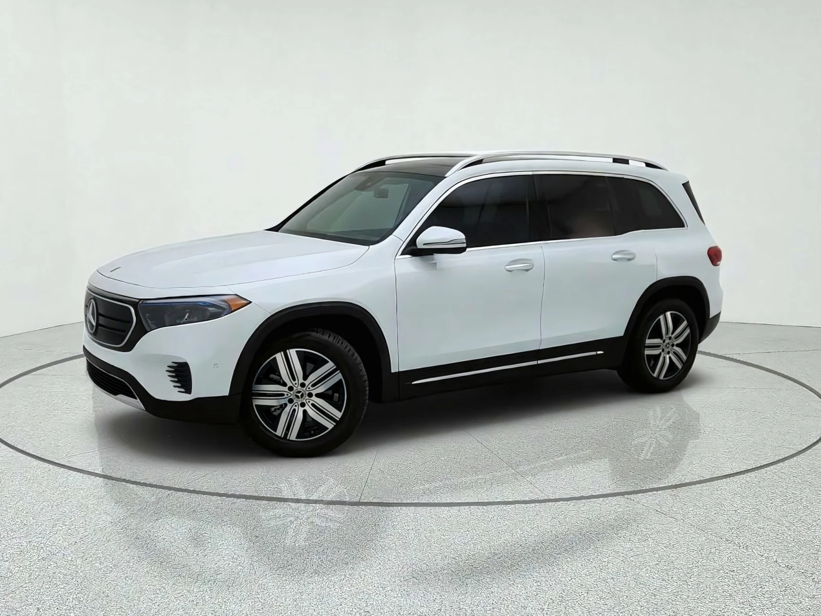 Certified Used 2023 Digital White Metallic Mercedes-Benz EQB 300 image 15