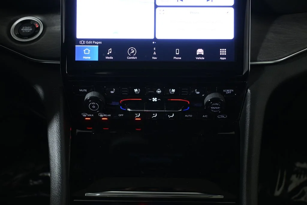 2023 Jeep Grand Cherokee Overland - Photo 22