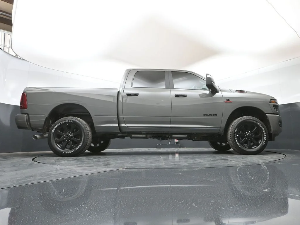 New 2026 Ceramic Gray Clear-Coat Exterior Paint RAM Big Horn image 52