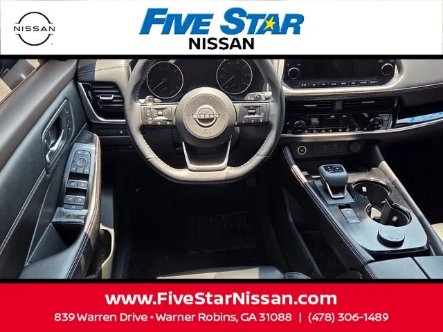 Used 2023 Gray Nissan SL image 5