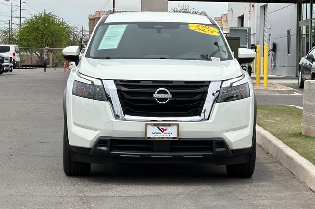 Used 2025 White Nissan SV image 8