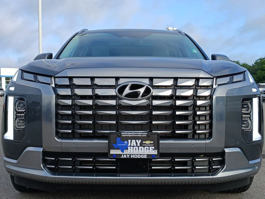 Used 2025 Gray Hyundai Calligraphy image 32