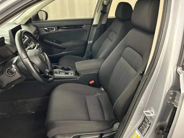 Used 2022 Silver Honda EX image 6