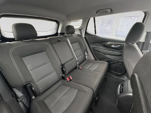 Used 2024 Summit White GMC SLE image 28