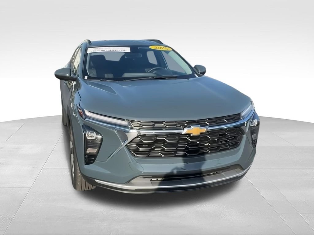 Used 2025 Gray Chevrolet LT image 2