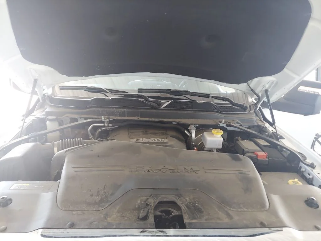 Certified Used 2025 White Ram Big Horn image 42