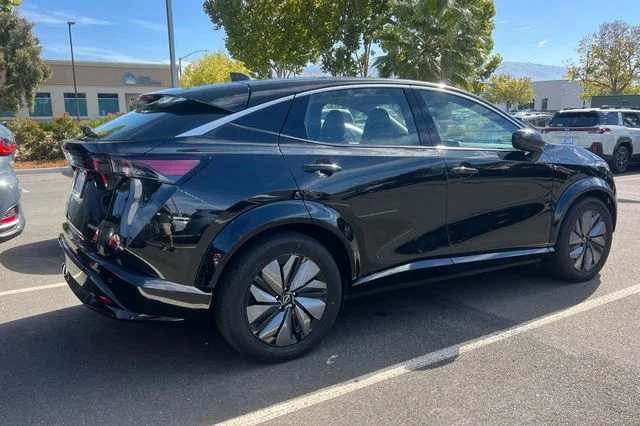 Used 2024 Black Nissan EVOLVE+ image 7