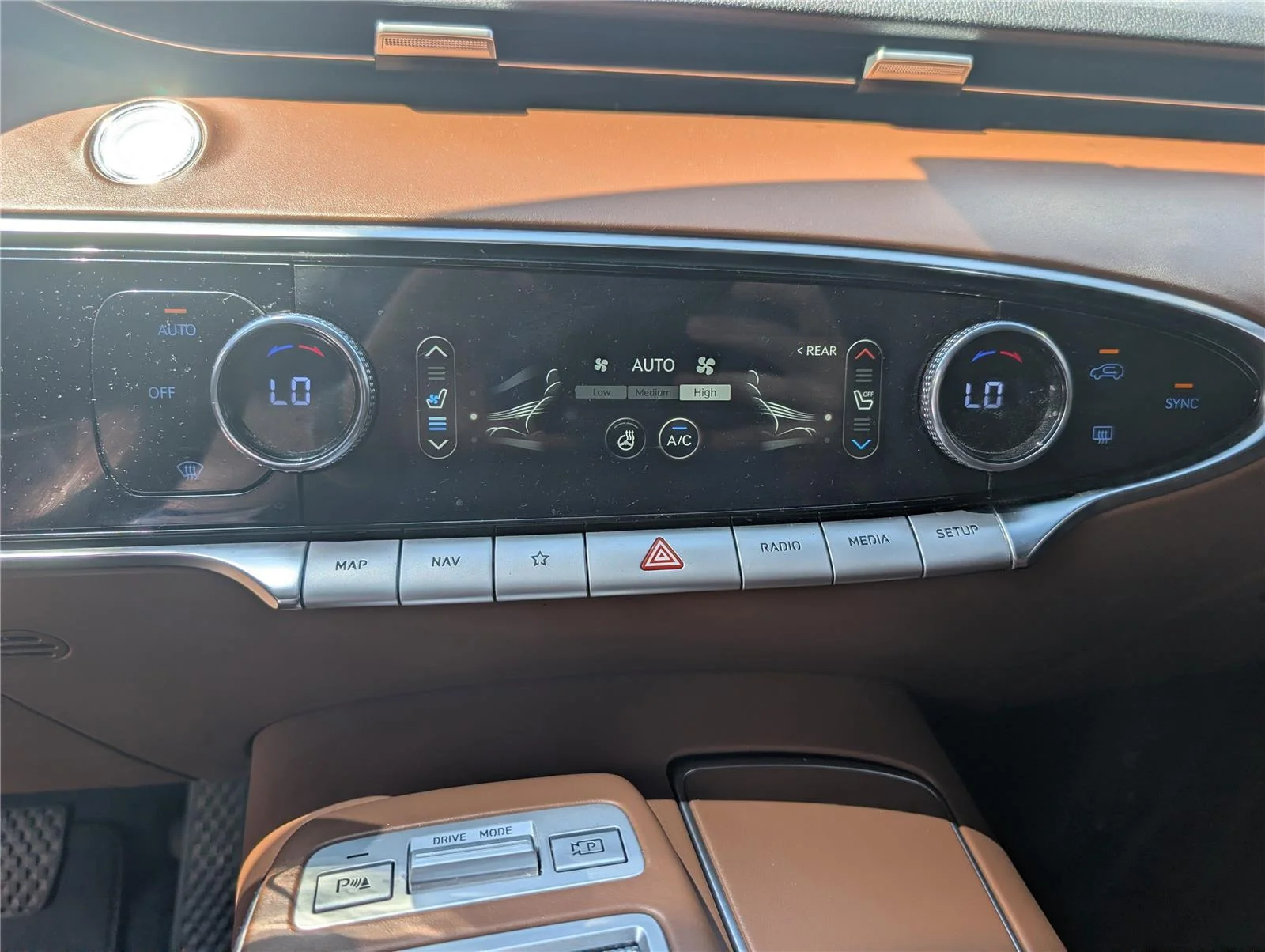 Used 2022 Adriatic Blue Genesis 2.5T image 33