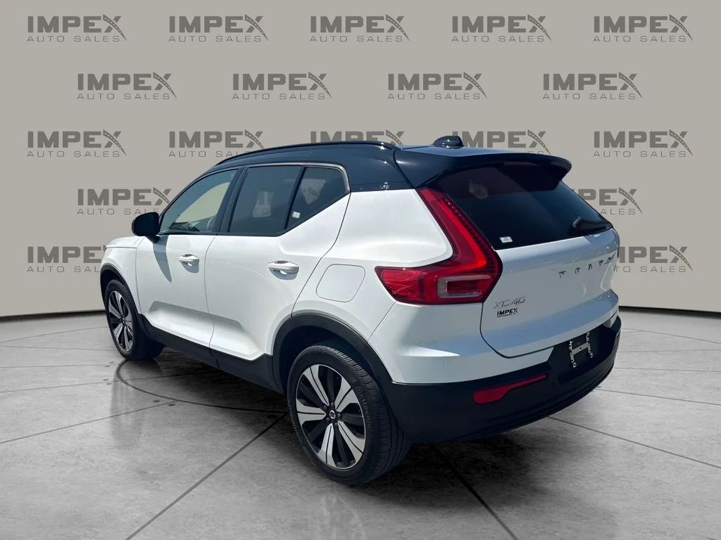 Used 2023 White Volvo Twin Plus image 3