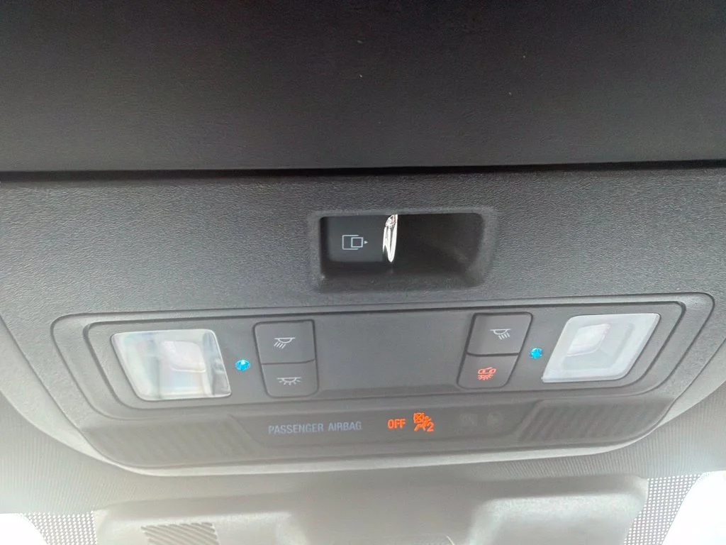 New 2026 Oxford White Ford XLT image 17