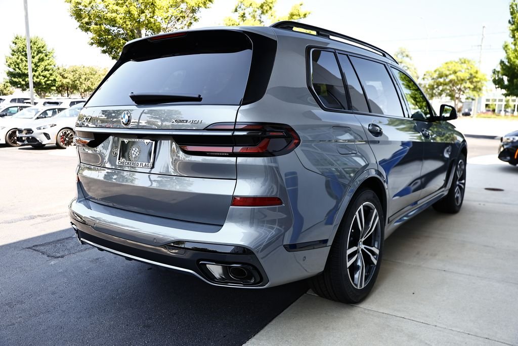 New 2027 Skyscraper Grey Metallic BMW xDrive40i image 4