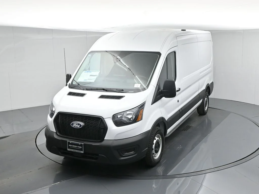 New 2026 White Ford Base image 32