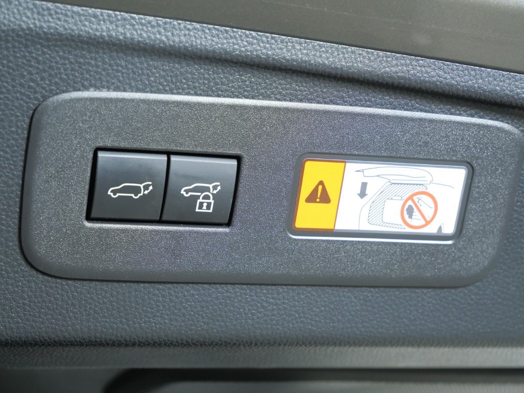 Used 2024 Silver Lexus 550 Overtrail image 25
